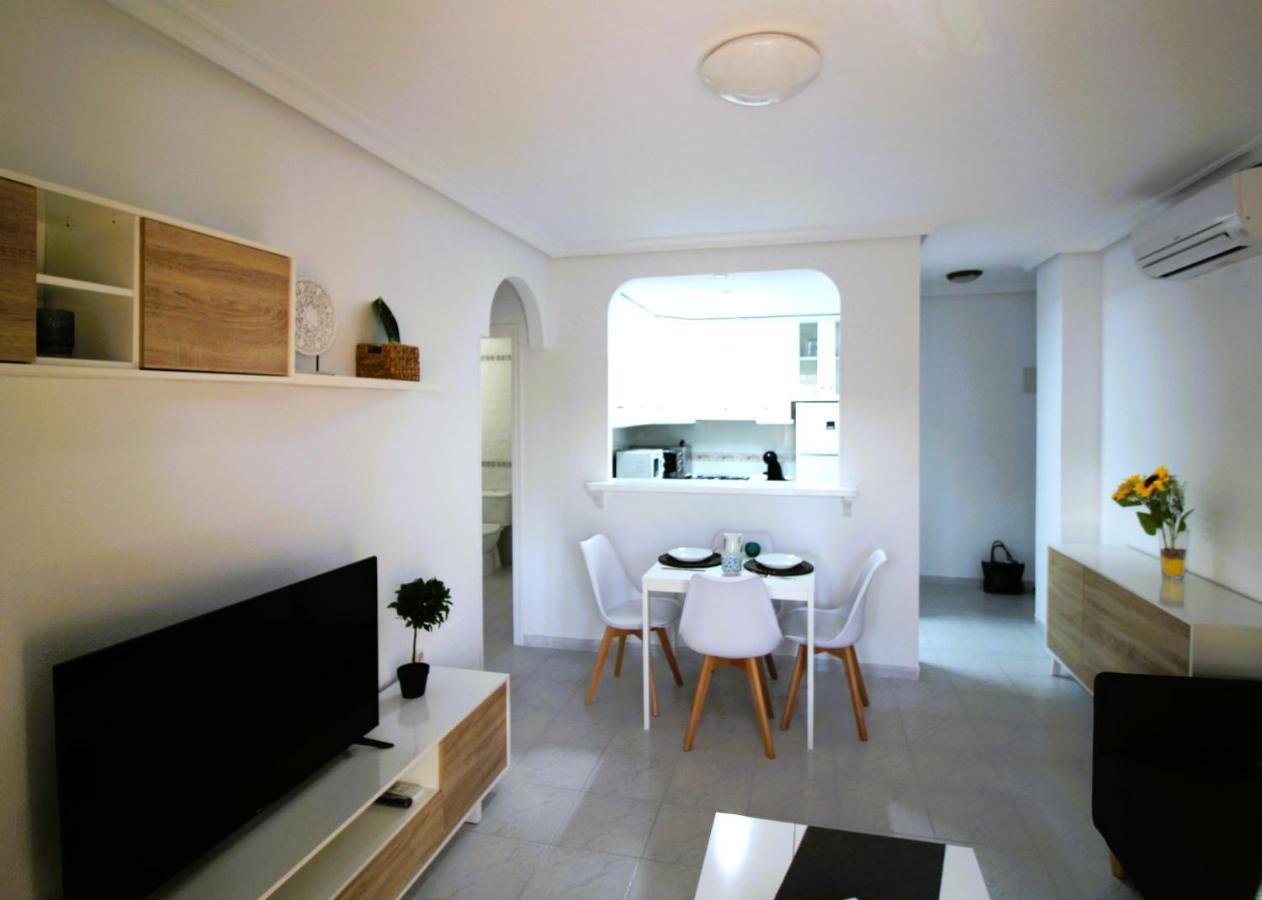 Apartamento Con Piscina En Urbanizacion Parquemar, La Mata, Torrevieja Aq-153 La Mata (Torrevieja) Luaran gambar